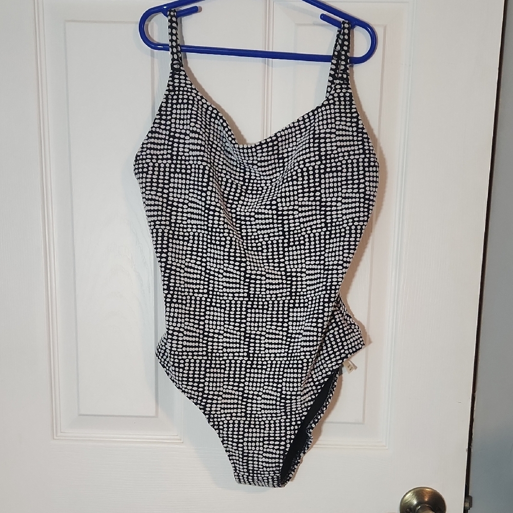 aerie Black and White One-Piece Swimsuit